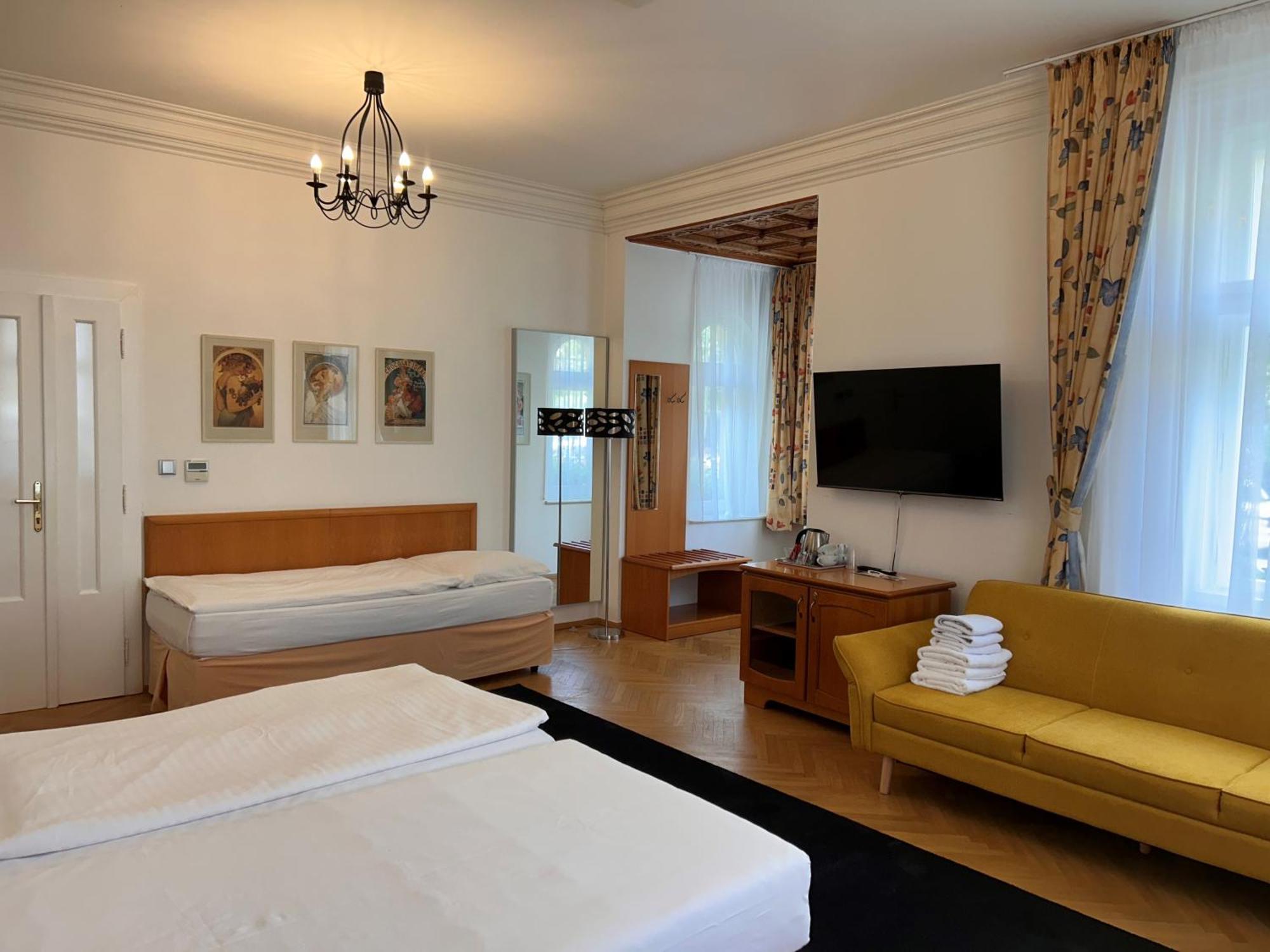 Pension Jana - Domov Mladeze Prague Ngoại thất bức ảnh