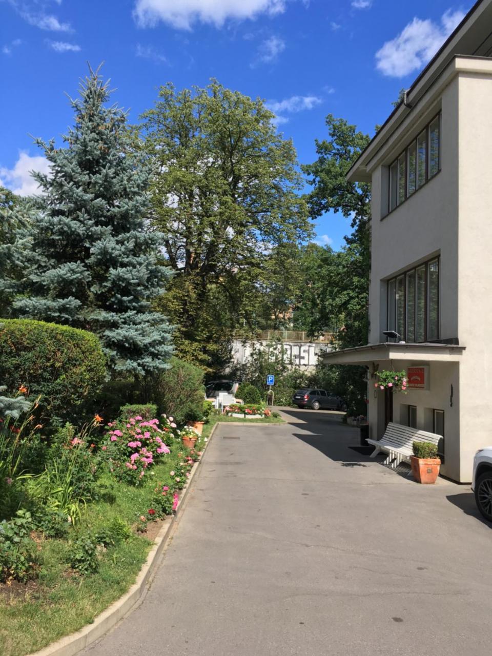 Pension Jana - Domov Mladeze Prague Ngoại thất bức ảnh